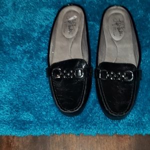 LIFE STRIDE SLIDE ON SHOES BLACK